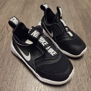 Nike • Kids Black Slip-On Shoes